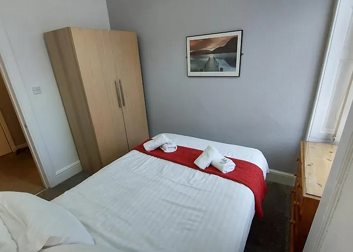 Grindlay Street Residence, 2 Bedroom, 2 Bathroom Apartment Close To Castle